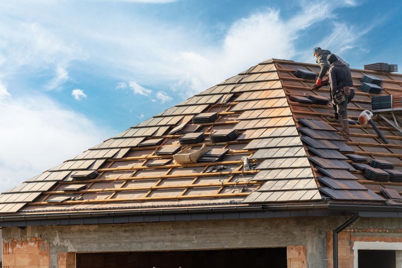 Best Time to Hire for Shingles Repairs